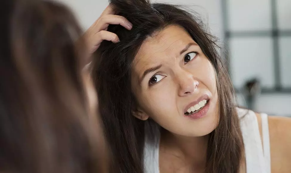 Does Itchy Scalp Lead to Hair Loss? 
